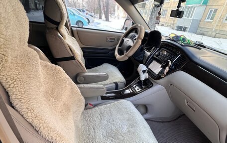 Toyota Highlander III, 2002 год, 1 300 000 рублей, 12 фотография