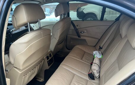 BMW 5 серия, 2005 год, 1 480 000 рублей, 13 фотография