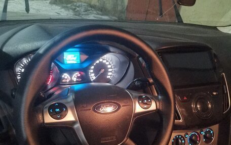 Ford Focus III, 2014 год, 950 000 рублей, 13 фотография