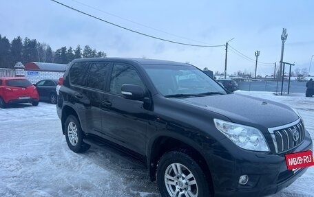 Toyota Land Cruiser Prado 150 рестайлинг 2, 2012 год, 2 675 000 рублей, 3 фотография