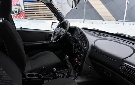 Chevrolet Niva I рестайлинг, 2016 год, 717 000 рублей, 6 фотография