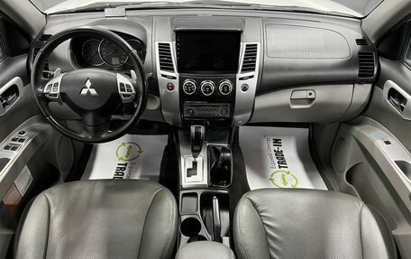 Mitsubishi Pajero Sport II рестайлинг, 2014 год, 1 845 000 рублей, 11 фотография