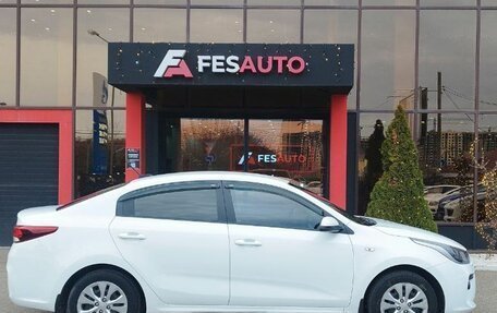 KIA Rio IV, 2017 год, 849 900 рублей, 4 фотография