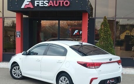 KIA Rio IV, 2017 год, 849 900 рублей, 7 фотография