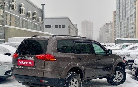 Mitsubishi Pajero Sport II рестайлинг, 2012 год, 1 249 000 рублей, 6 фотография