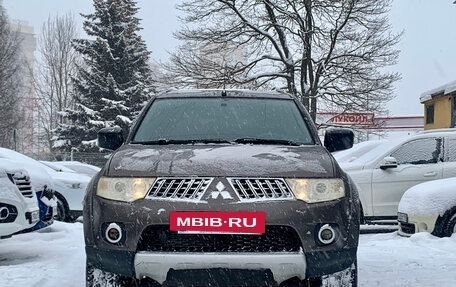 Mitsubishi Pajero Sport II рестайлинг, 2012 год, 1 249 000 рублей, 2 фотография
