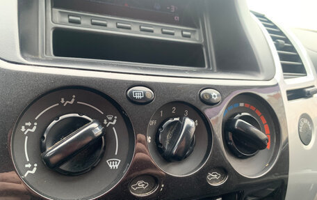 Mitsubishi Pajero Sport II рестайлинг, 2012 год, 1 249 000 рублей, 14 фотография