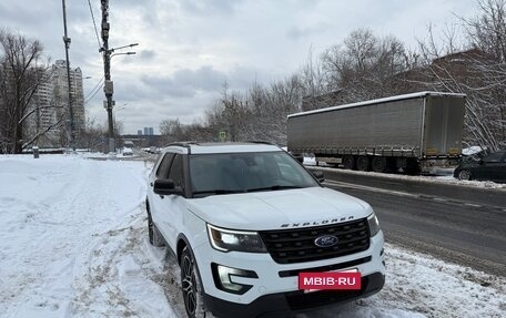 Ford Explorer VI, 2015 год, 2 120 000 рублей, 3 фотография