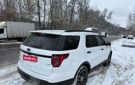 Ford Explorer VI, 2015 год, 2 120 000 рублей, 4 фотография