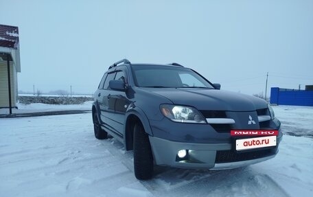 Mitsubishi Outlander III рестайлинг 3, 2004 год, 1 099 000 рублей, 7 фотография