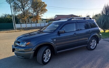 Mitsubishi Outlander III рестайлинг 3, 2004 год, 1 099 000 рублей, 14 фотография