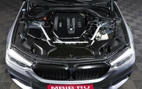 BMW 5 серия, 2019 год, 4 727 000 рублей, 9 фотография