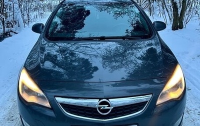 Opel Astra J, 2011 год, 750 000 рублей, 1 фотография