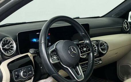 Mercedes-Benz A-Класс, 2019 год, 2 897 000 рублей, 13 фотография