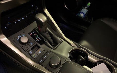 Lexus NX I, 2017 год, 2 500 000 рублей, 9 фотография