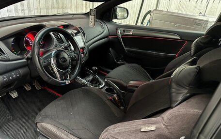 KIA Cerato III, 2010 год, 850 000 рублей, 14 фотография