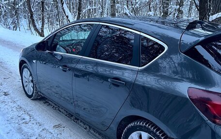 Opel Astra J, 2011 год, 750 000 рублей, 5 фотография