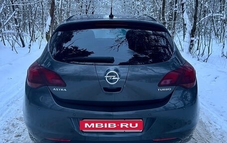 Opel Astra J, 2011 год, 750 000 рублей, 4 фотография