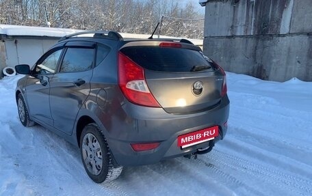 Hyundai Solaris II рестайлинг, 2011 год, 510 000 рублей, 2 фотография