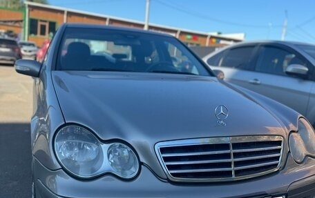 Mercedes-Benz C-Класс, 2006 год, 750 000 рублей, 6 фотография