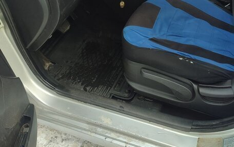 Hyundai Solaris II рестайлинг, 2011 год, 750 000 рублей, 11 фотография