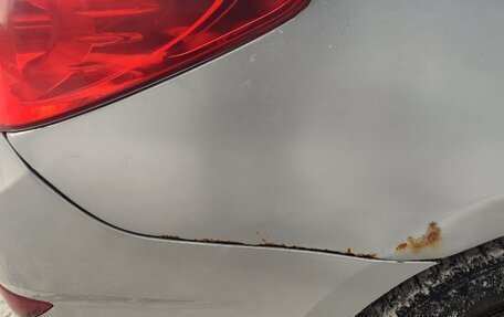 Hyundai Solaris II рестайлинг, 2011 год, 750 000 рублей, 20 фотография