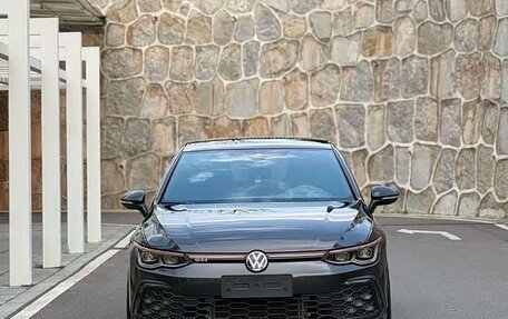 Volkswagen Golf GTI, 2024 год, 4 630 000 рублей, 2 фотография