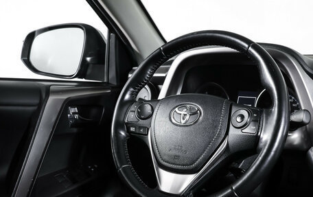 Toyota RAV4, 2019 год, 1 937 000 рублей, 13 фотография