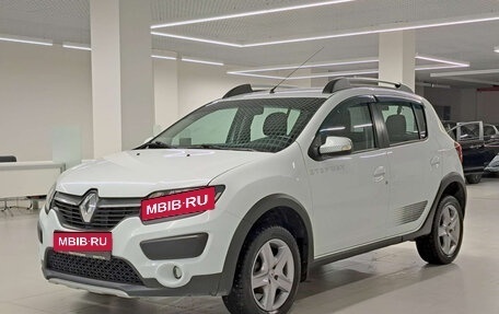 Renault Sandero II рестайлинг, 2018 год, 1 072 000 рублей, 1 фотография