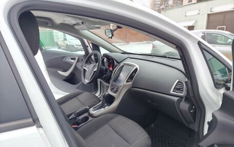 Opel Astra J, 2011 год, 600 000 рублей, 10 фотография