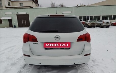 Opel Astra J, 2011 год, 600 000 рублей, 6 фотография