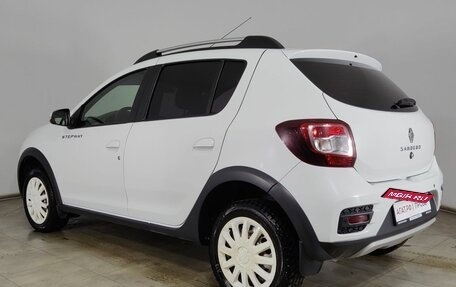 Renault Sandero II рестайлинг, 2022 год, 1 399 000 рублей, 7 фотография