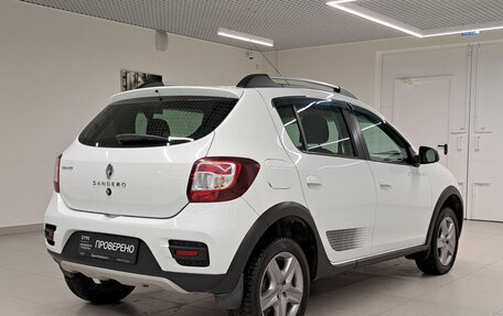 Renault Sandero II рестайлинг, 2018 год, 1 072 000 рублей, 6 фотография