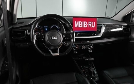 KIA Stonic, 2020 год, 1 889 000 рублей, 6 фотография