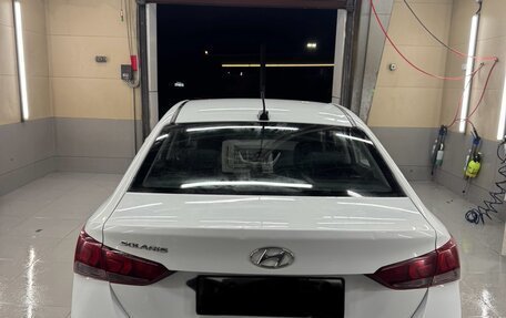 Hyundai Solaris II рестайлинг, 2018 год, 740 000 рублей, 1 фотография