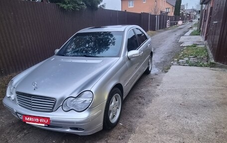 Mercedes-Benz C-Класс, 2002 год, 699 000 рублей, 2 фотография