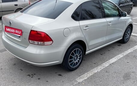 Volkswagen Polo VI (EU Market), 2011 год, 870 000 рублей, 6 фотография