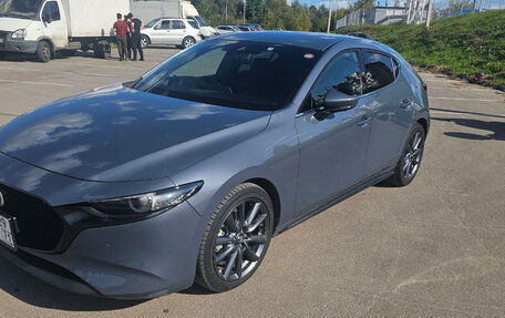 Mazda 3, 2019 год, 1 699 999 рублей, 2 фотография