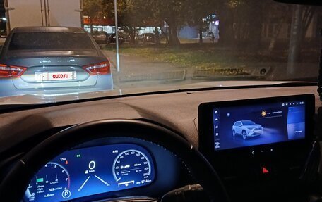 Toyota RAV4, 2024 год, 3 900 000 рублей, 5 фотография