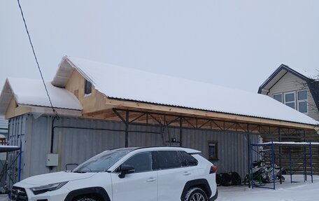 Toyota RAV4, 2024 год, 3 900 000 рублей, 6 фотография