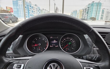 Volkswagen Tiguan II, 2018 год, 2 500 000 рублей, 2 фотография