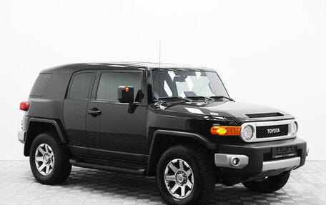 Toyota FJ Cruiser, 2018 год, 5 170 000 рублей, 3 фотография