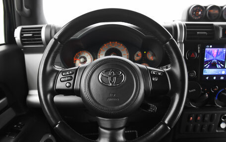 Toyota FJ Cruiser, 2018 год, 5 170 000 рублей, 6 фотография