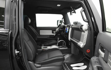 Toyota FJ Cruiser, 2018 год, 5 170 000 рублей, 13 фотография