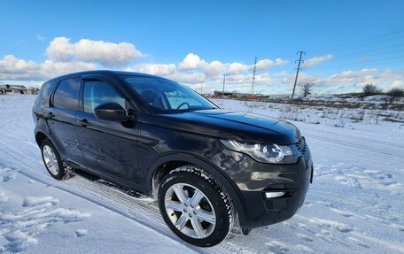 Land Rover Discovery Sport I рестайлинг, 2017 год, 2 350 000 рублей, 9 фотография