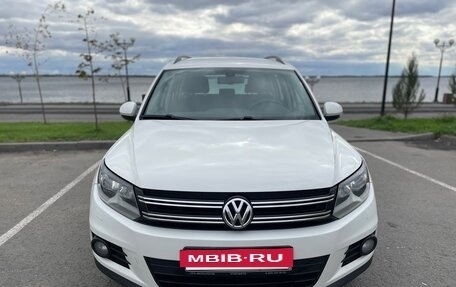 Volkswagen Tiguan I, 2013 год, 1 050 000 рублей, 2 фотография