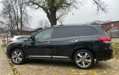 Nissan Pathfinder, 2015 год, 1 935 000 рублей, 11 фотография