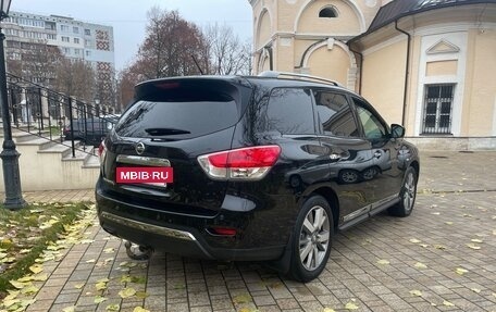Nissan Pathfinder, 2015 год, 1 935 000 рублей, 10 фотография