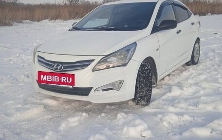 Hyundai Solaris II рестайлинг, 2016 год, 699 000 рублей, 2 фотография