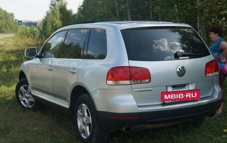 Volkswagen Touareg III, 2003 год, 700 000 рублей, 4 фотография